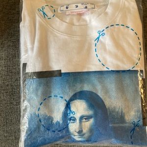 Off-white oversized Mona Lisa shirt